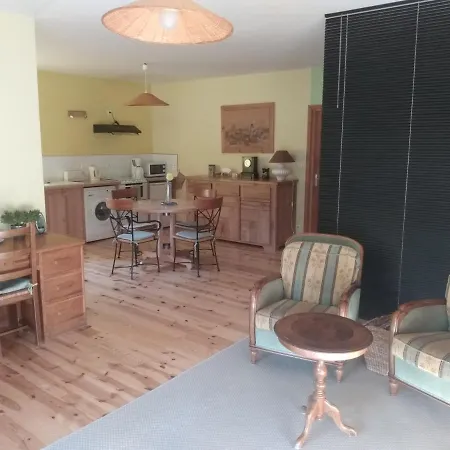 45m2, A La Campagne, A 15 Mns Du Puy En Velay Apartment *